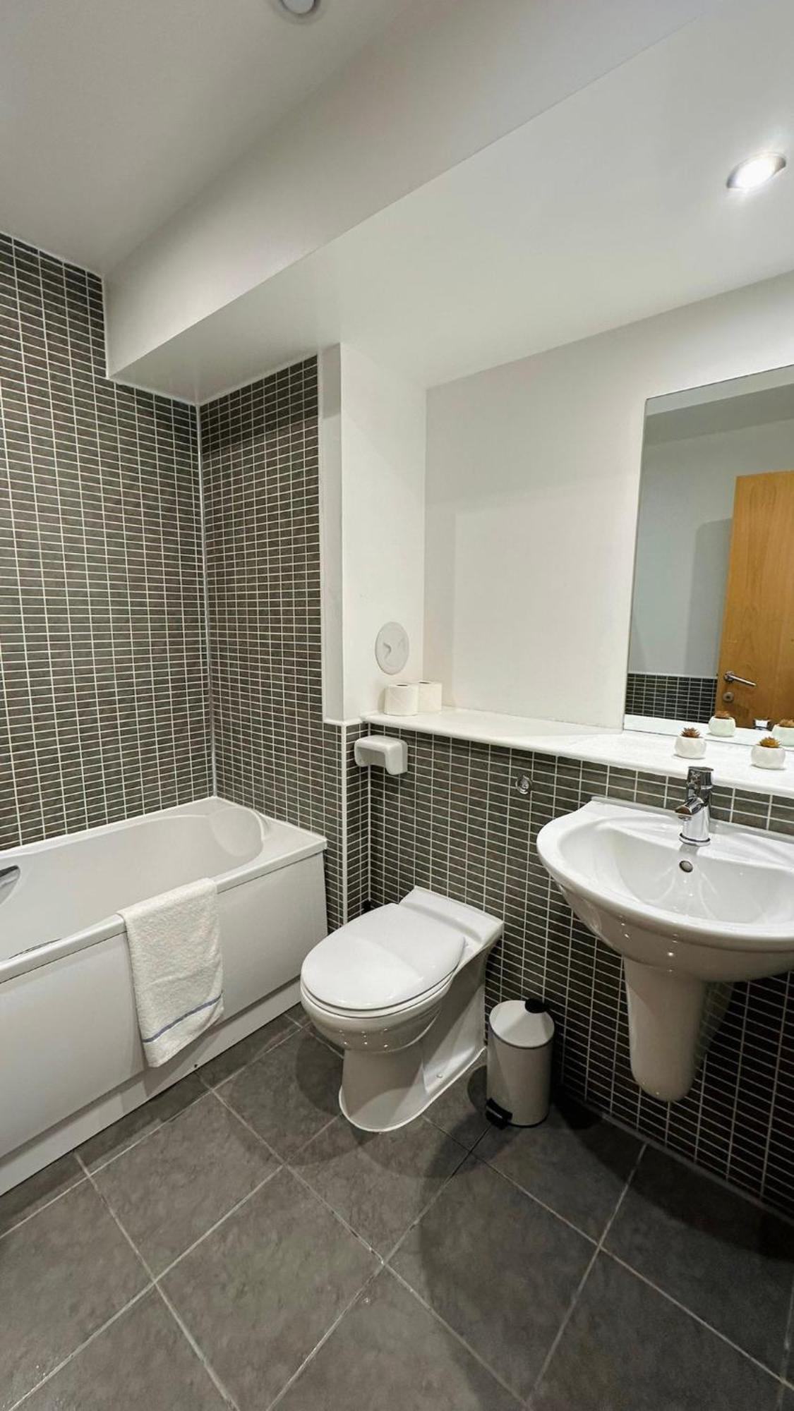 Britannia Apartments エディンバラ エクステリア 写真